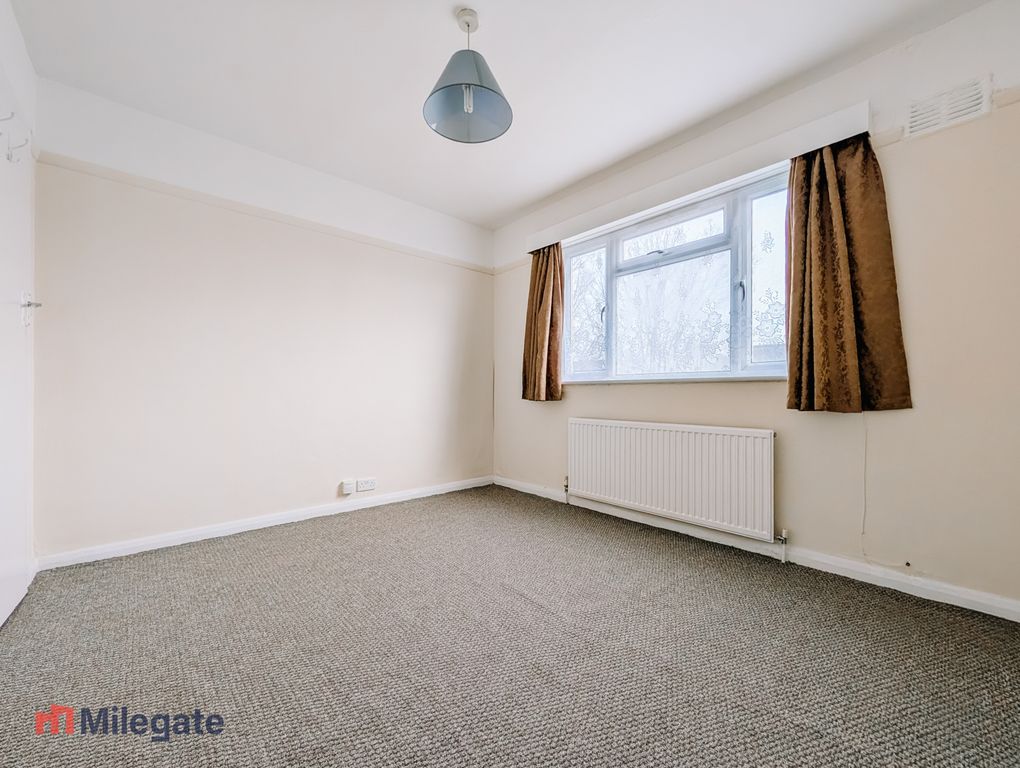 Property photo 2 of 7 Photo 2