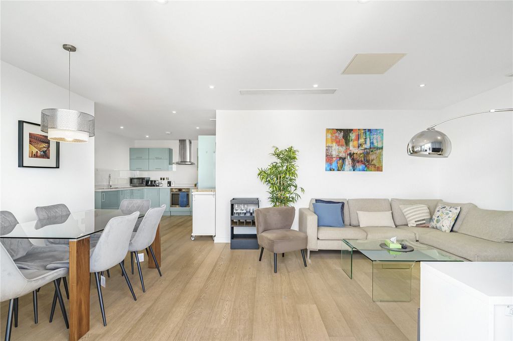 Property photo 1 of 16 Reception Room