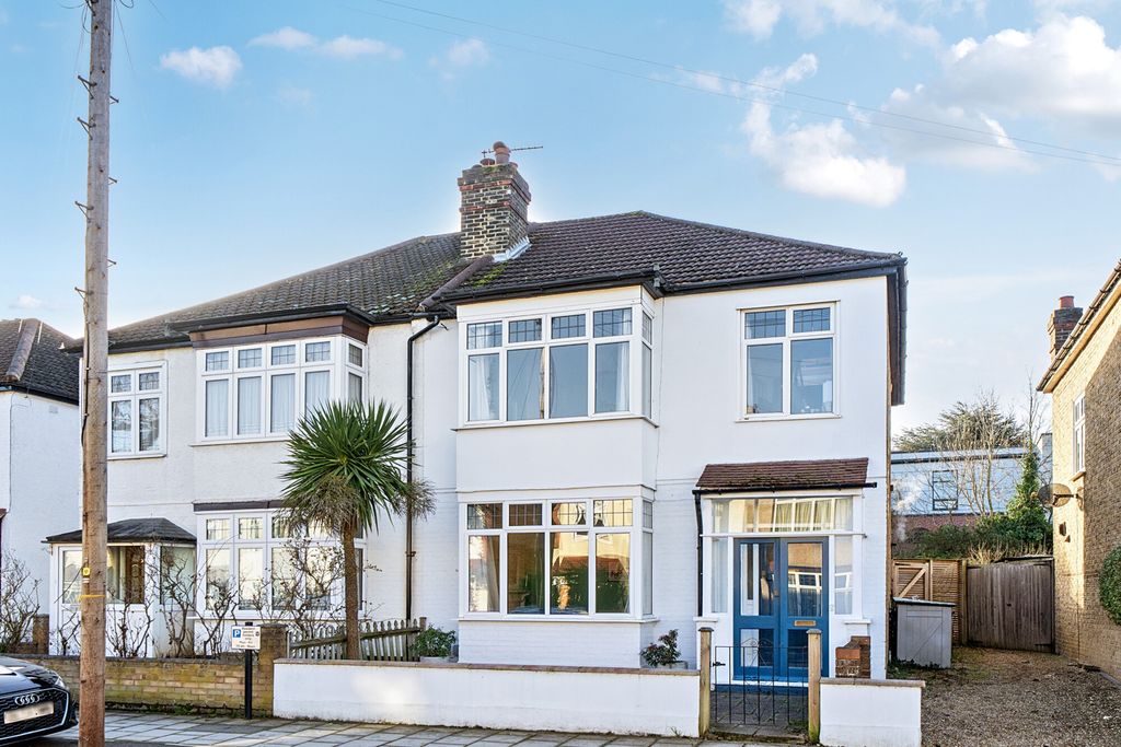 Property photo 1 of 17 1410632-1-69943Ae...