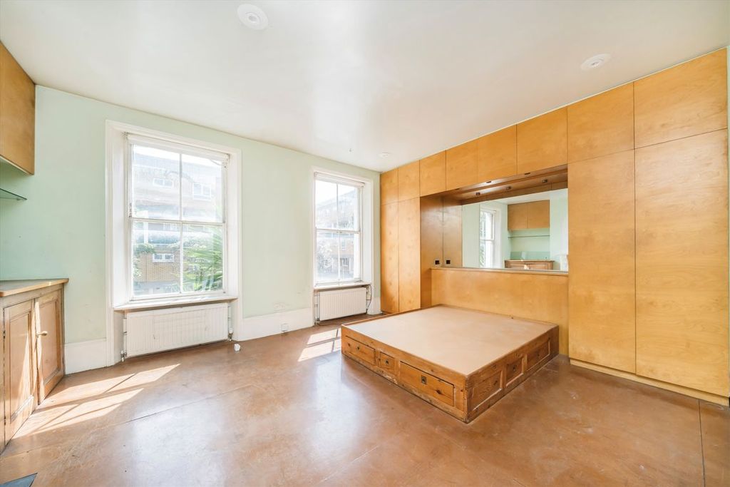 Property photo 3 of 9