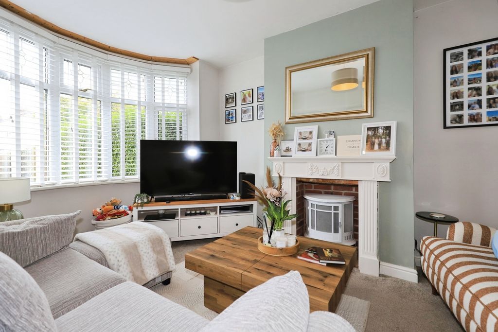 Property photo 2 of 13 Sitting Room