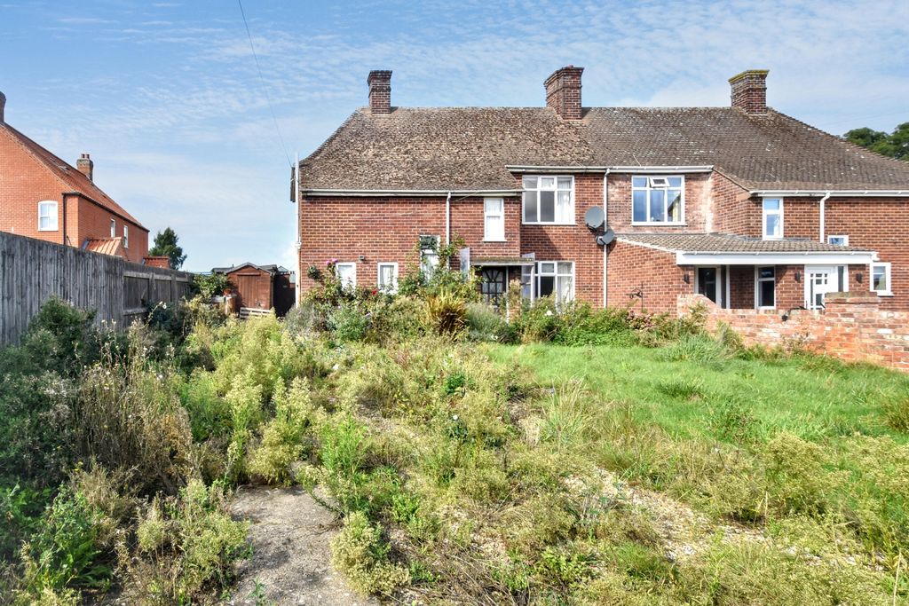 Property photo 1 of 15 Front
