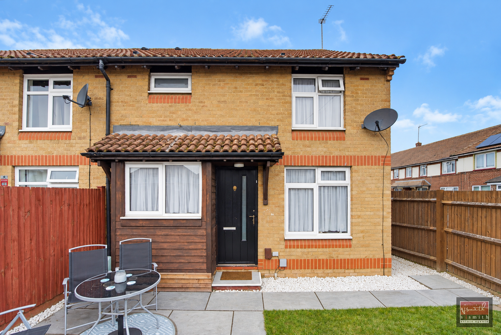 Property photo 2 of 9 213720Ec-9Fc2-4F35-A6Cf-Af9D3D9Adc77