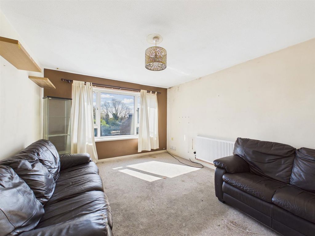 Property photo 2 of 4