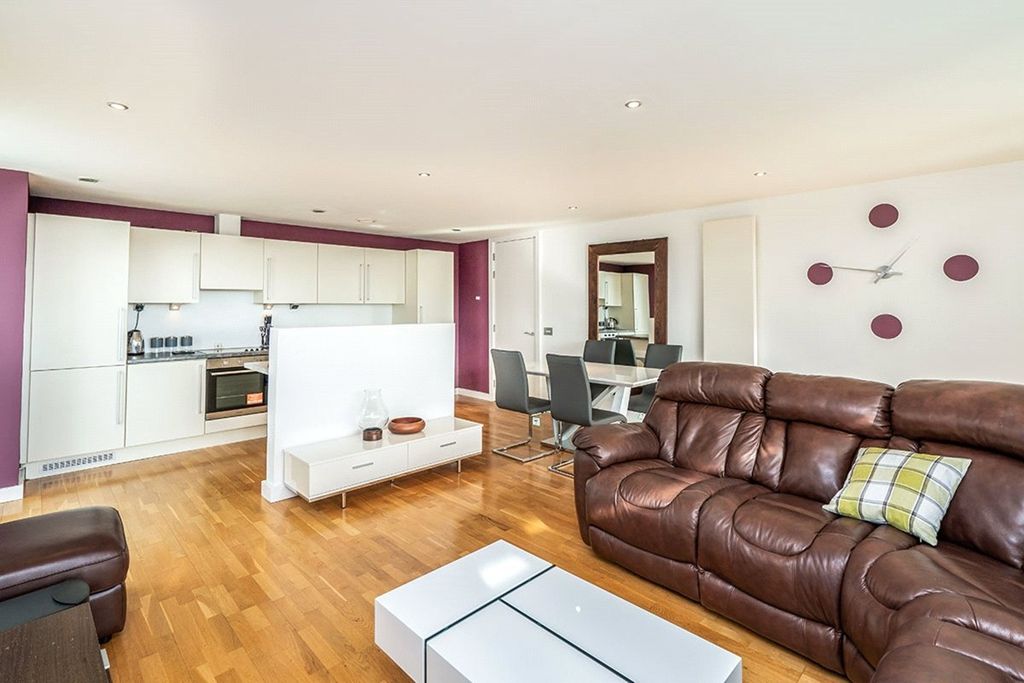 Property photo 3 of 8 Picture No. 07