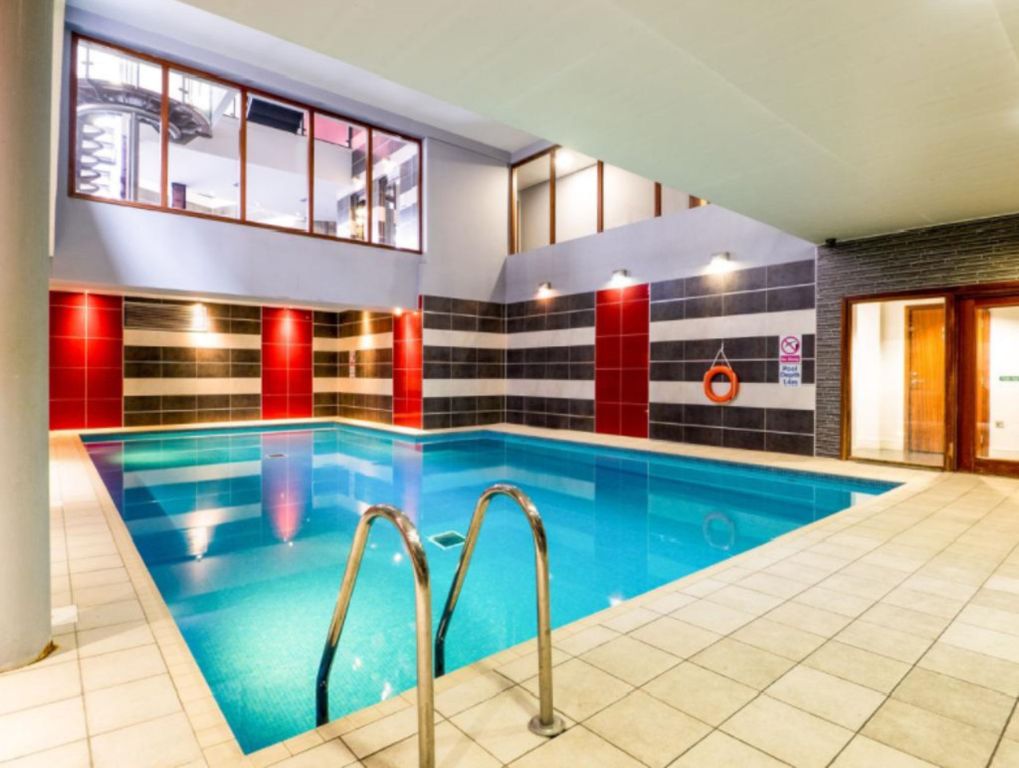 Property photo 2 of 21