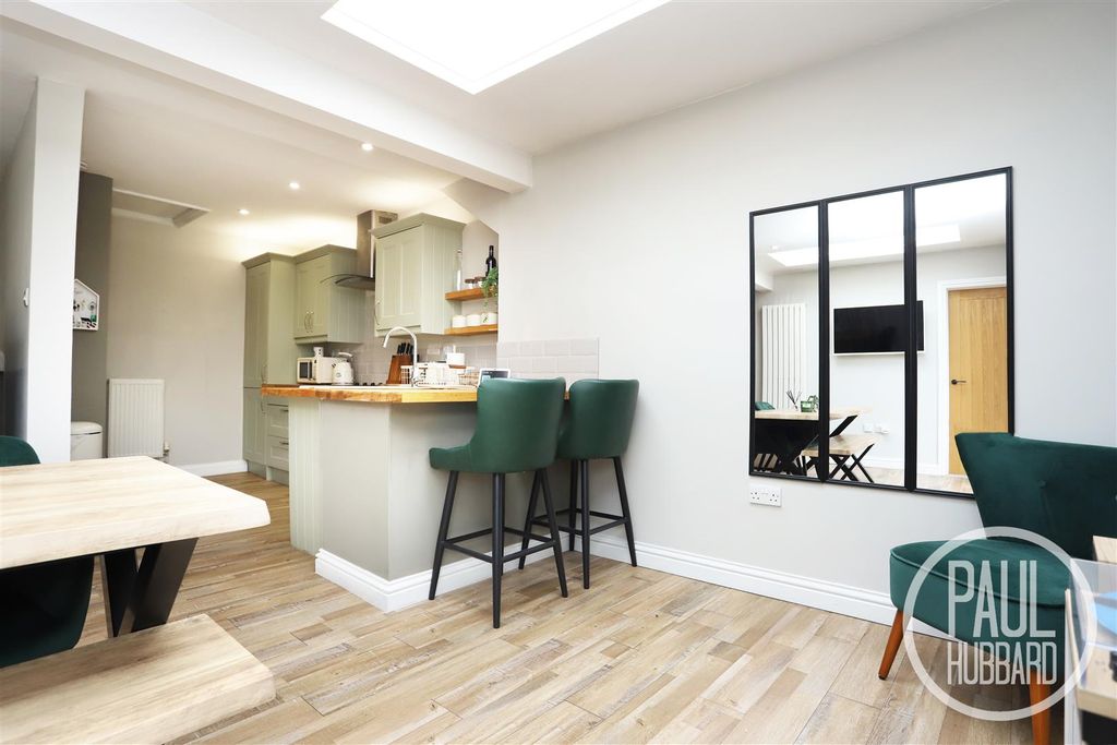 Property photo 3 of 15 Img_8446.Jpg