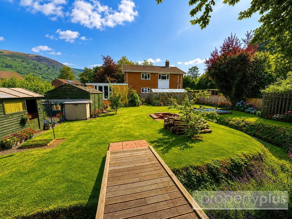 Property photo 1 of 46 Picture No. 48