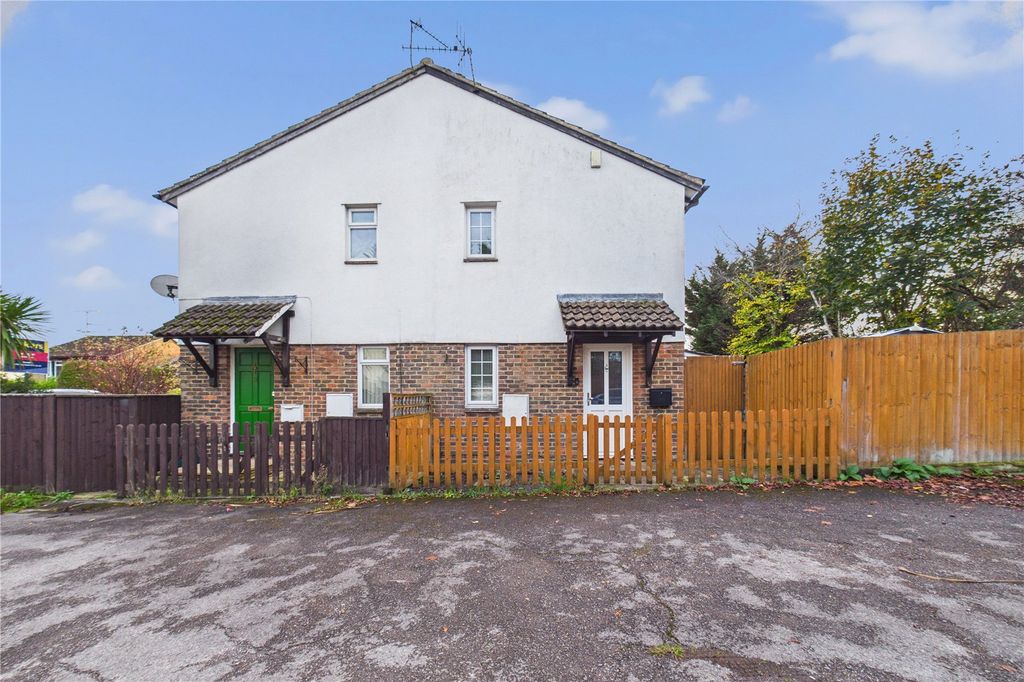 Property photo 1 of 8 Picture No. 10