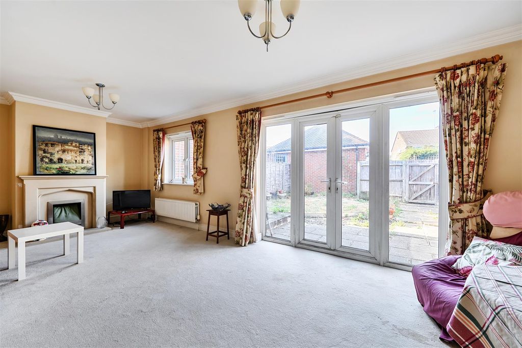 Property photo 2 of 25 1499071-10-6A70c3d5B6A07.Jpg