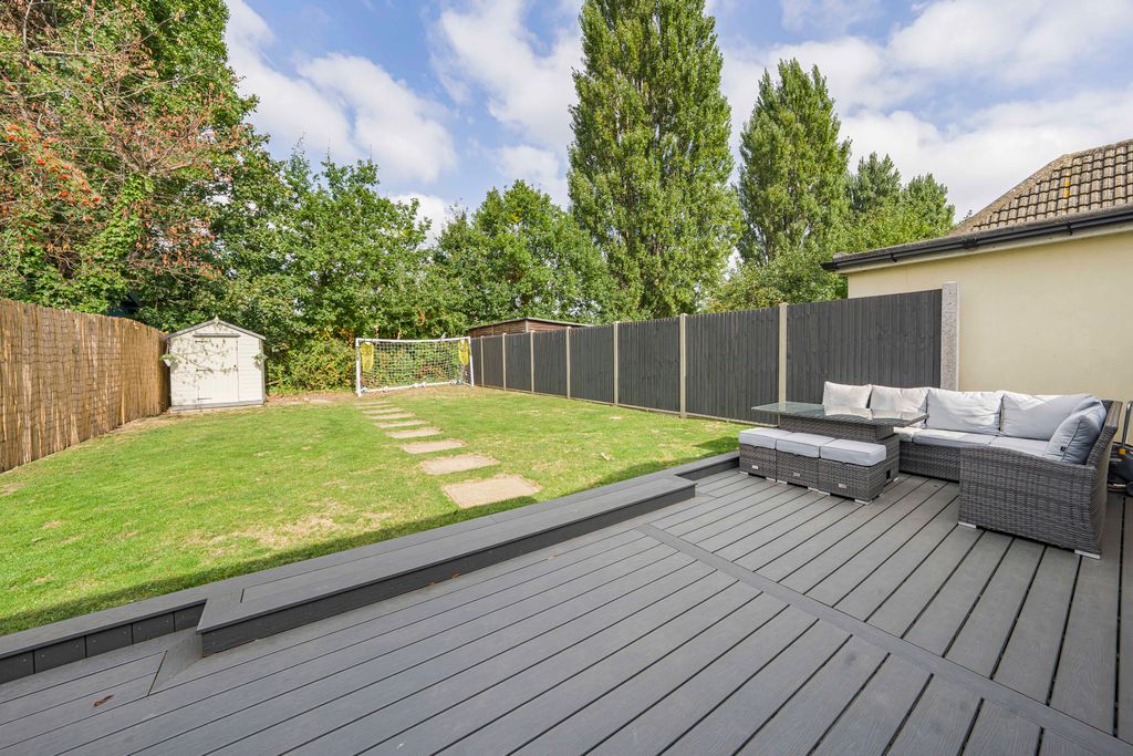 Property photo 3 of 15 Dsc08661