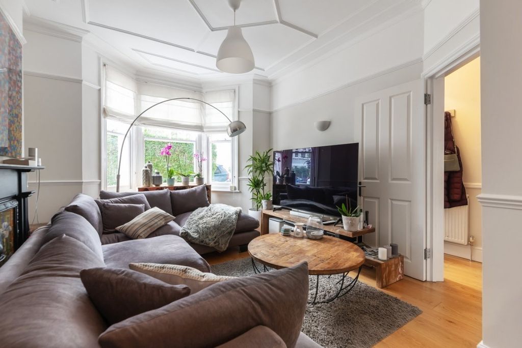 Property photo 3 of 13 Picture No. 18