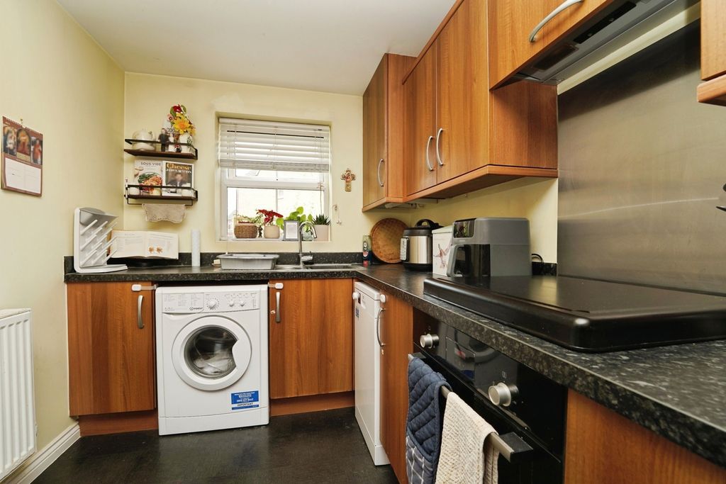 Property photo 3 of 16 Pbox-Img.Jpg