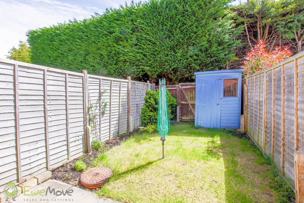 Property photo 3 of 12 Img_1865-Hdr