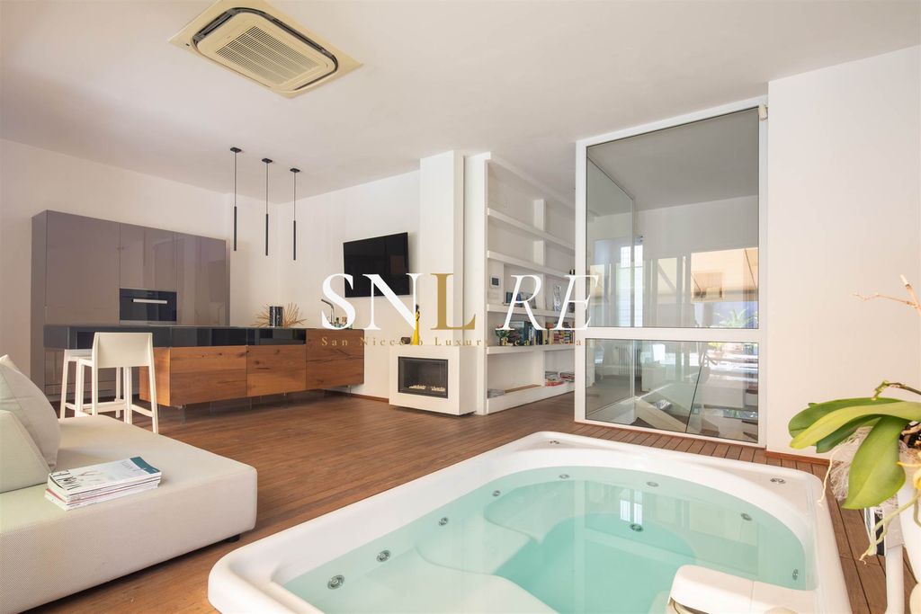 Property photo 3 of 30