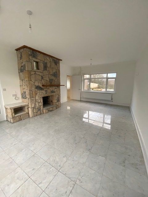 Property photo 3 of 28