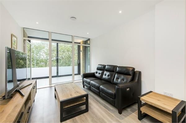 Property photo 2 of 12 4