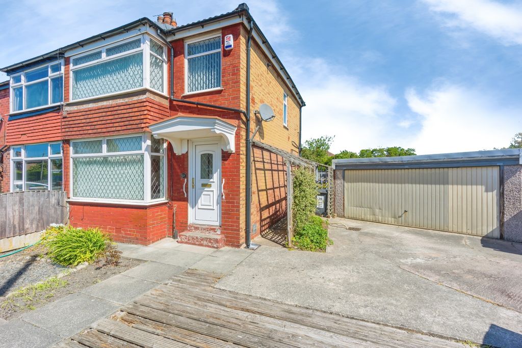 Property photo 1 of 15