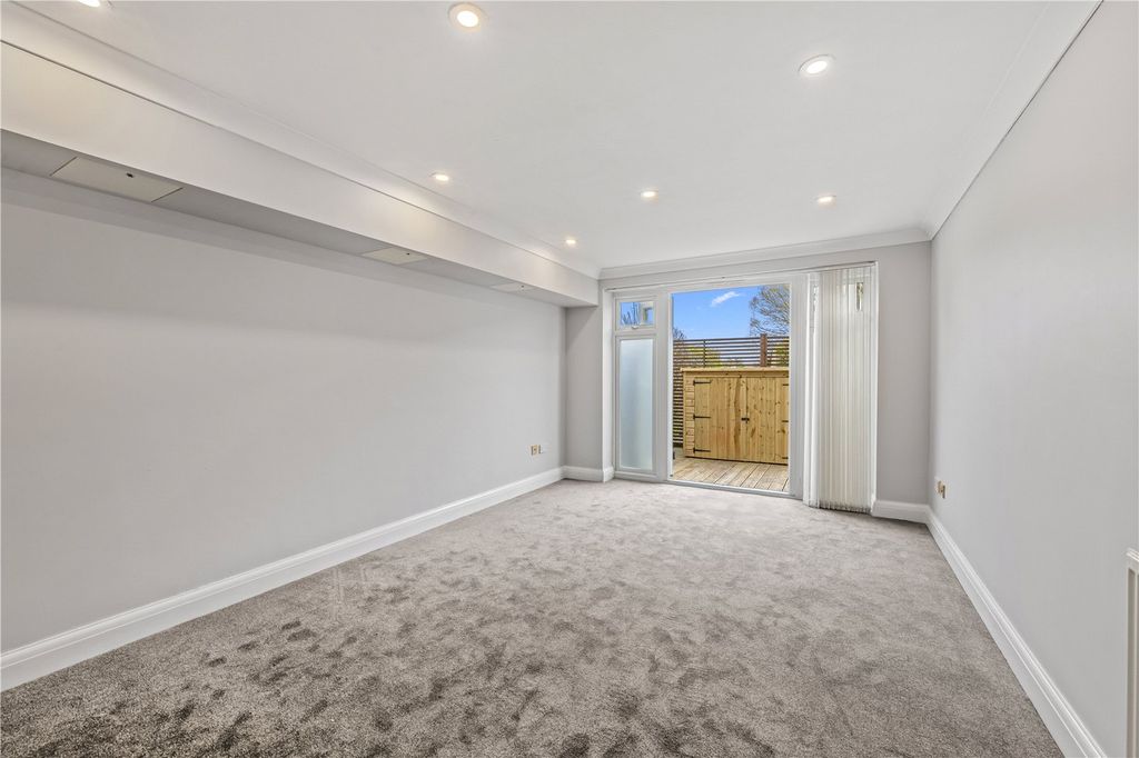 Additional image 6 of 2 bed flat for saleThames Street, Hampton TW12
