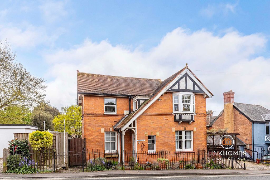 Property photo 1 of 22