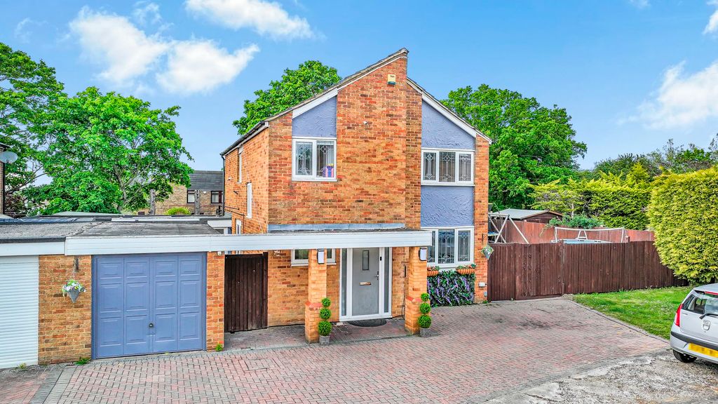 Property photo 1 of 39