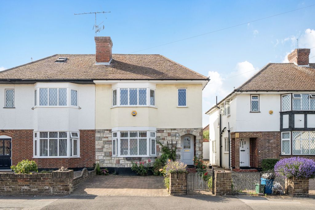 Property photo 1 of 20 1479542-17-6A3964...