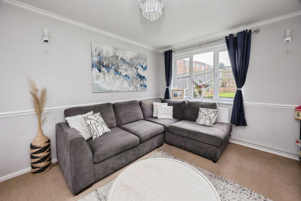 Property photo 3 of 17