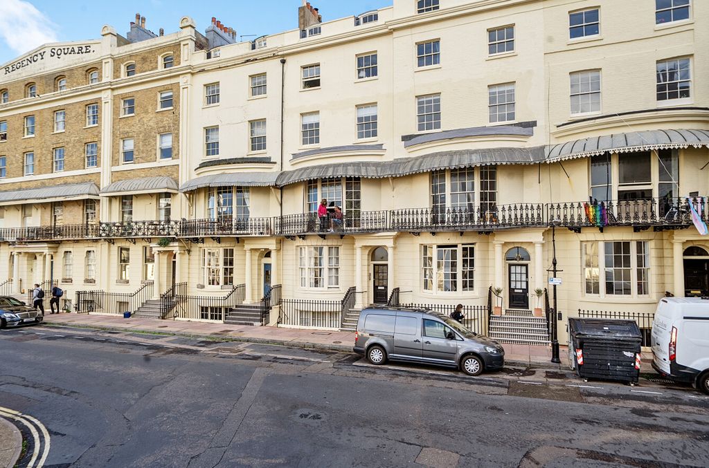 Property photo 1 of 13 1528049-1-1A0F6B7...