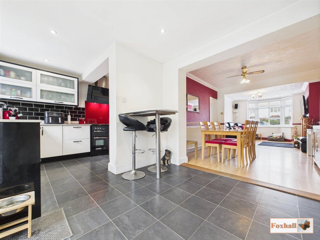 Property photo 2 of 26 Kitchen/Diner