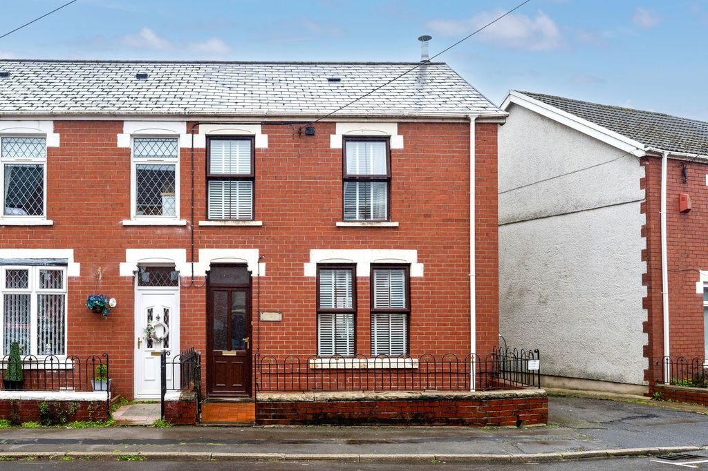 Property photo 1 of 35