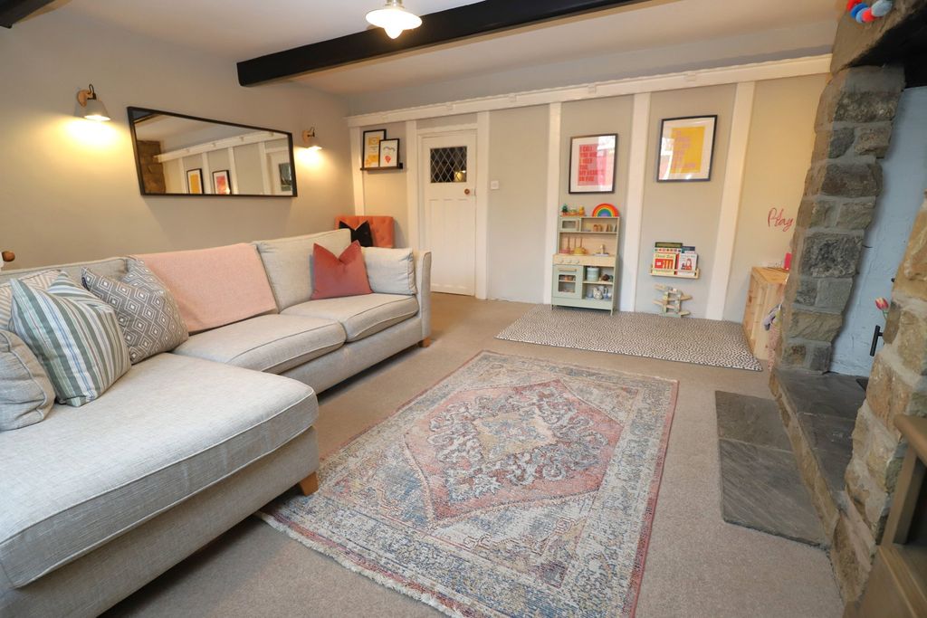 Property photo 3 of 22