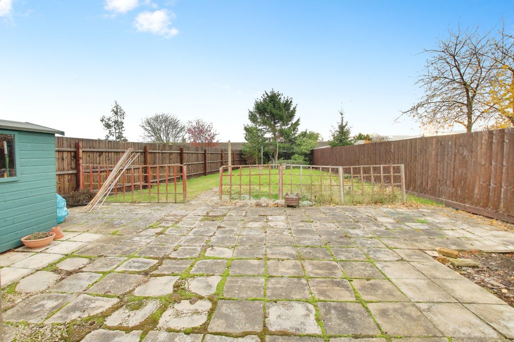 Property photo 3 of 10