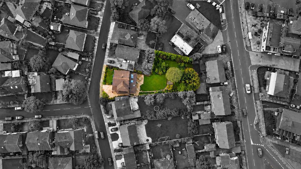 Property photo 3 of 52 Site Plan