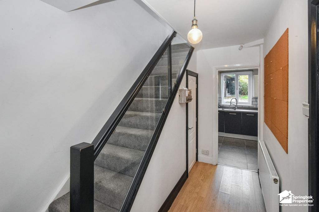 Property photo 2 of 16 Image 1