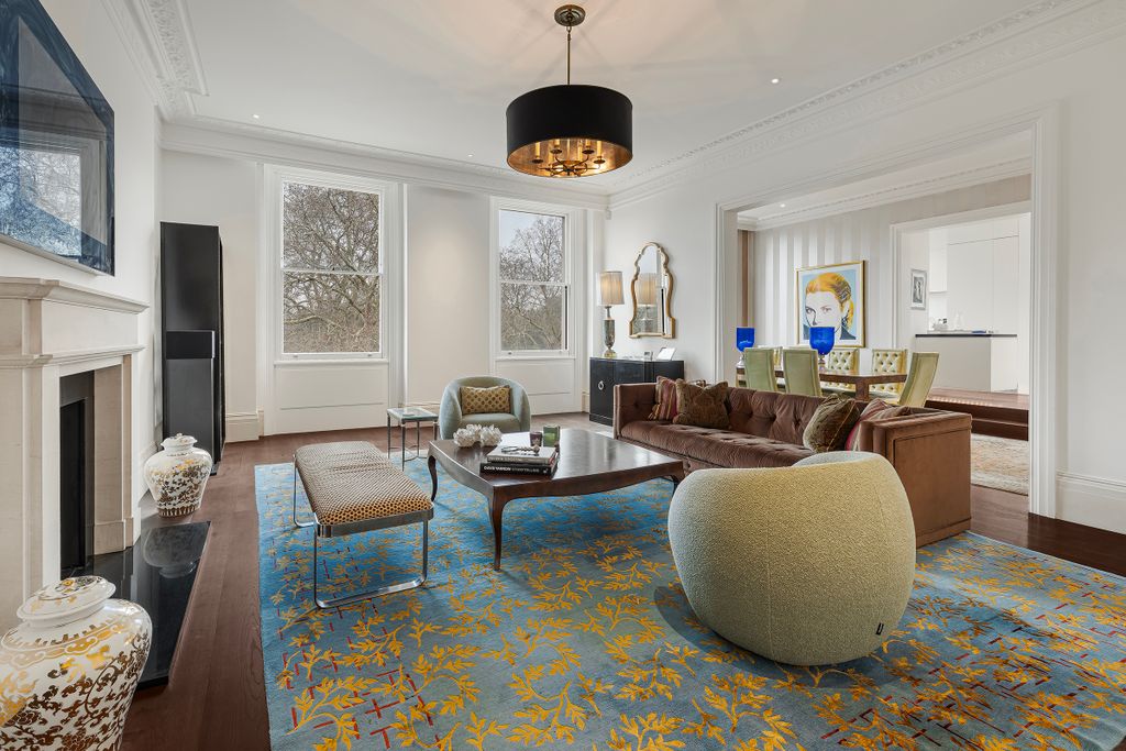 Property photo 3 of 25