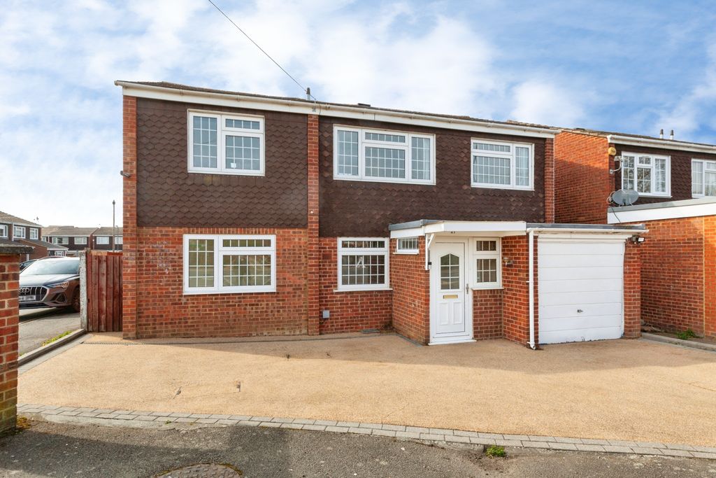 Property photo 1 of 20 Front