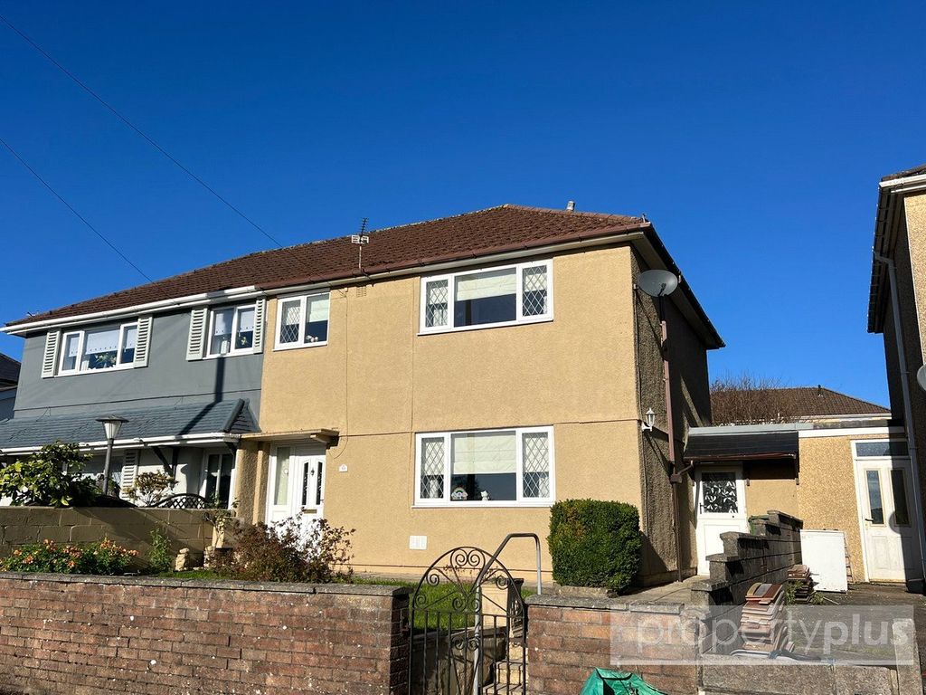 Property photo 1 of 15 Picture No. 02