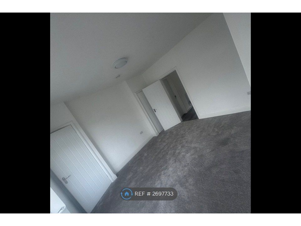 Property photo 1 of 10 Lounge