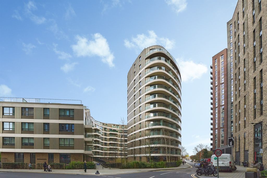 Property photo 1 of 15