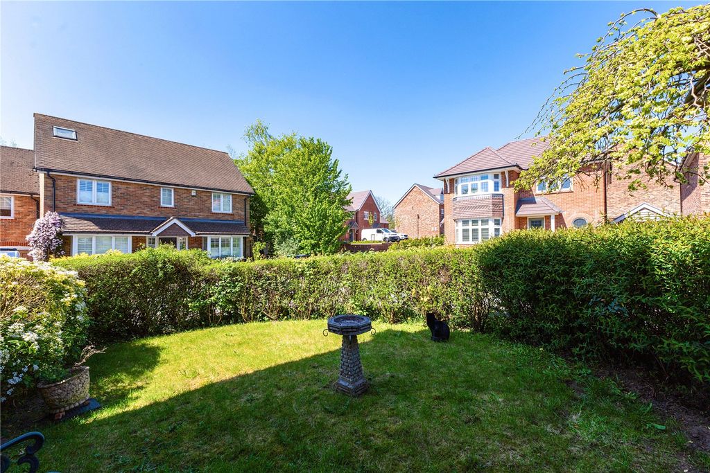 Additional image 6 of 2 bed maisonette for saleLiphook, Hampshire GU30