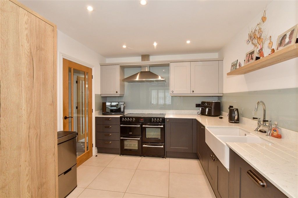 Property photo 3 of 12 Kitchen/ Diner