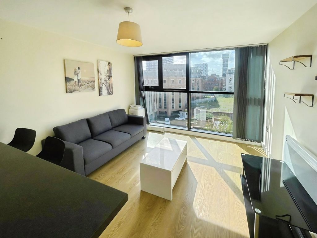 Property photo 3 of 7 Picture No. 07