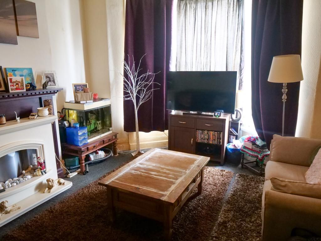 Property photo 2 of 5 Lounge