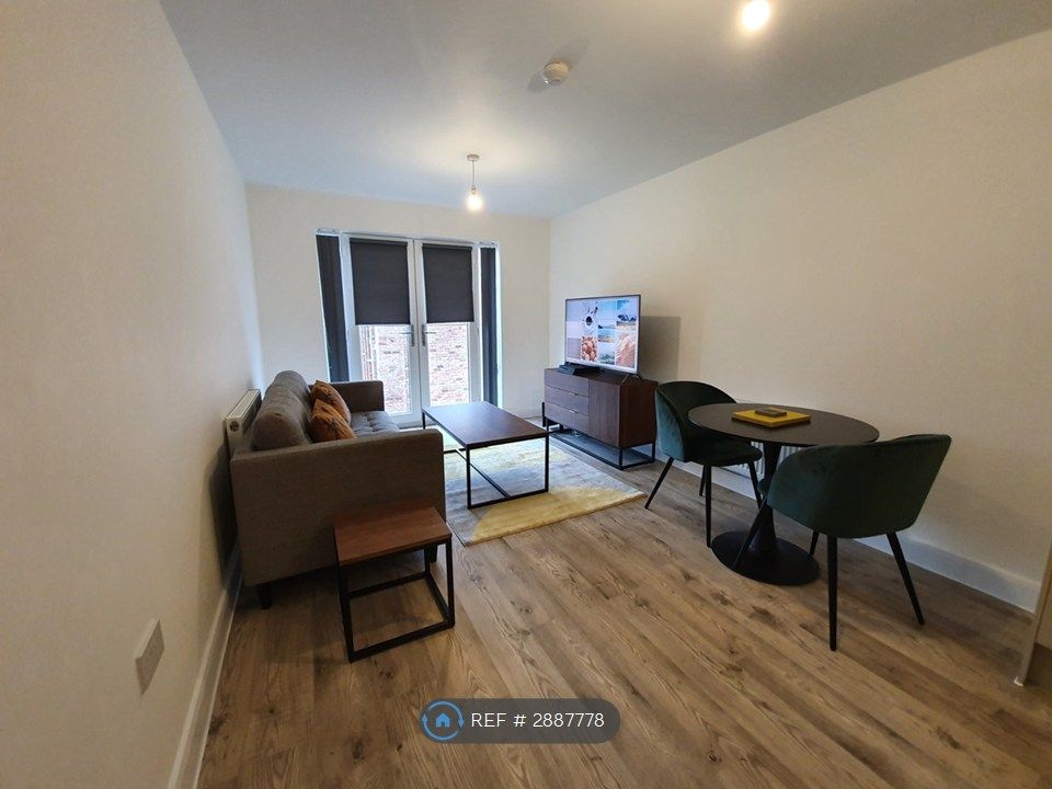 Property photo 3 of 9 Lounge