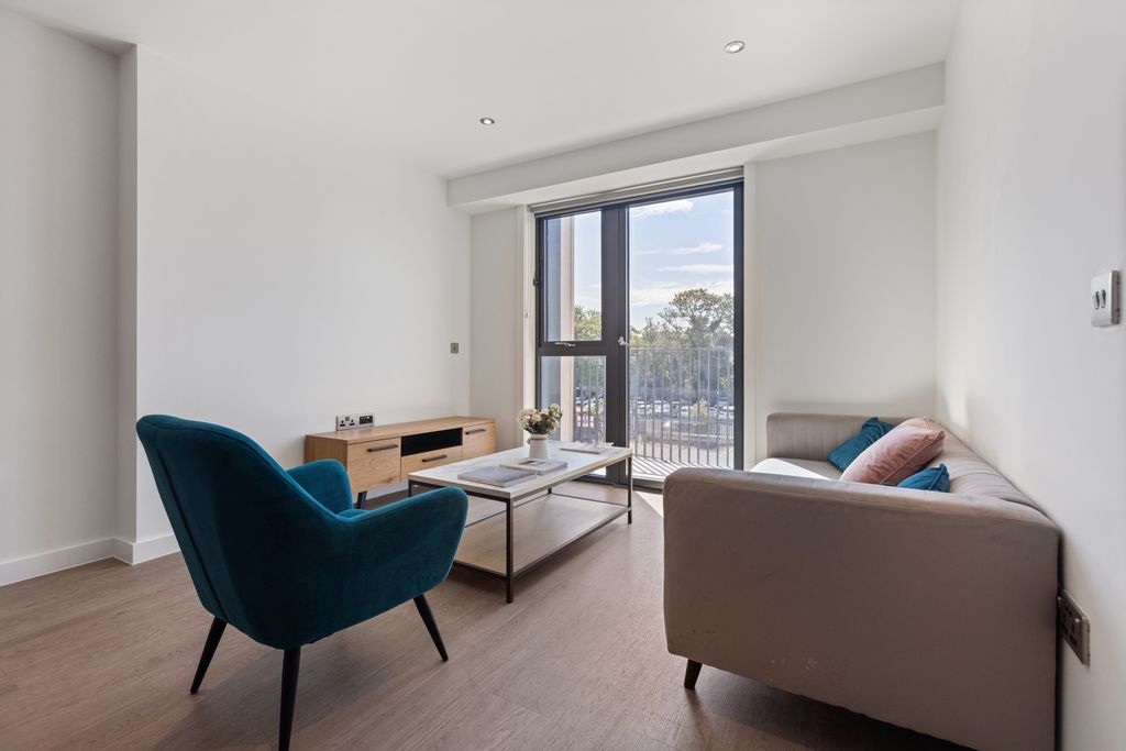 Property photo 3 of 10