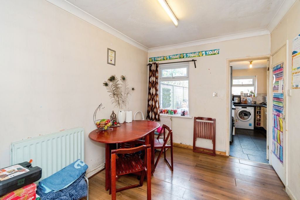 Property photo 3 of 13 Photo