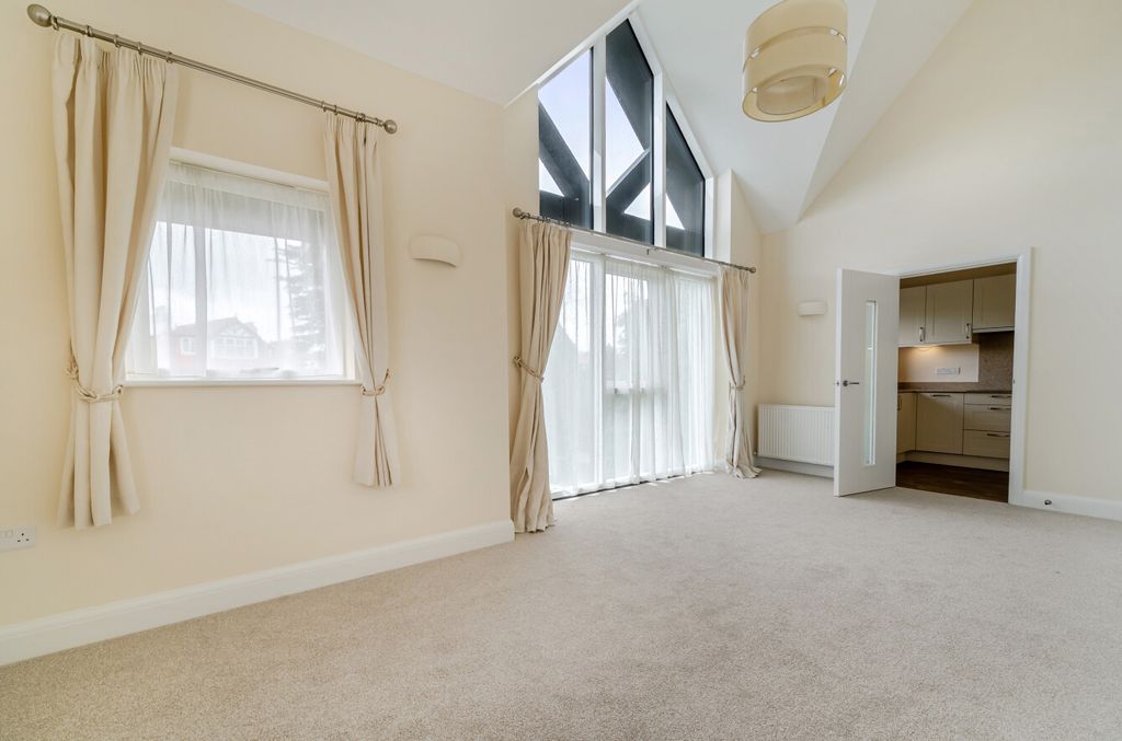 Property photo 3 of 15 1471197-3-6A20759...