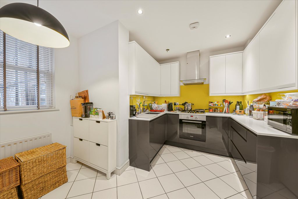 Property photo 3 of 22 Image