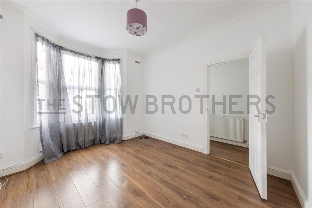 Property photo 3 of 26