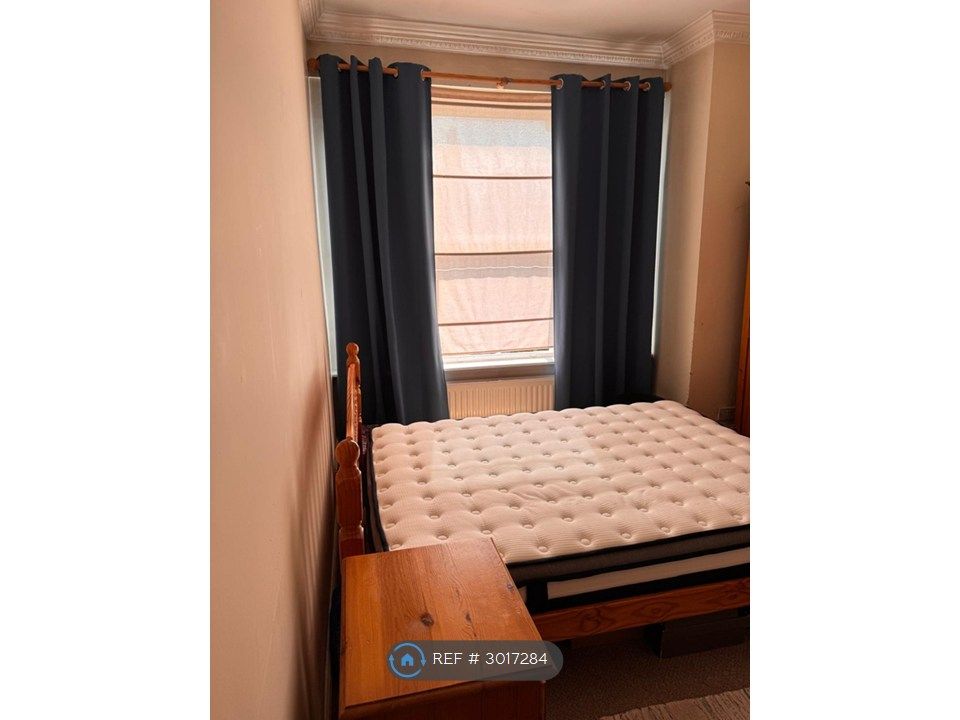 Property photo 2 of 4